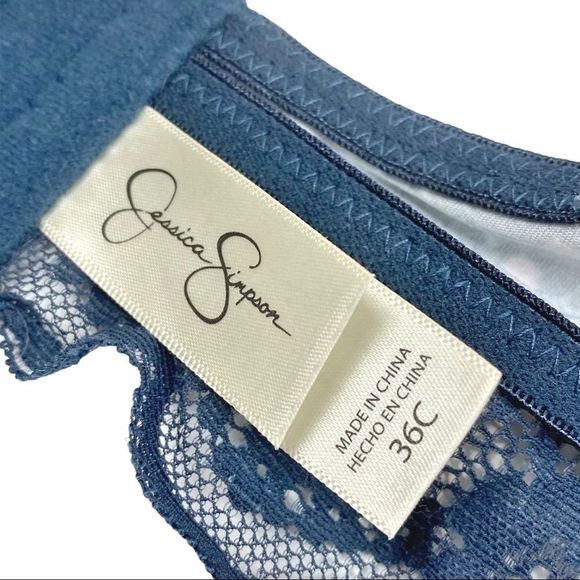 Jessica Simpson Blue & White Floral Print Bra- 36C - Picture 3 of 3